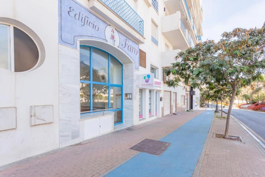 Appartamento Vista Al Faro Estepona Esterno foto